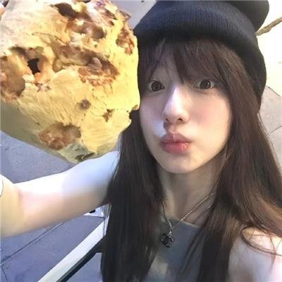 伴娘先拜堂